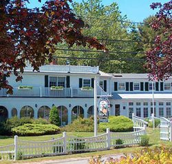 NELivingUS's tweet photo. Social Media Marketing 4 Maine Inns #newenglandinnkeeper #socialmedia #coremetrics #ibm https://t.co/SfvJtgVc6Z https://t.co/629cdm2Cmr