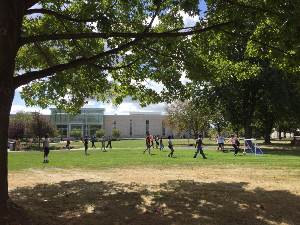 mccc's tweet photo. A great day to be outside & connect with others. Today's fun in the sun brought to you by #OneMontco & #MontcoWOW! https://t.co/sAKGgotgwk
