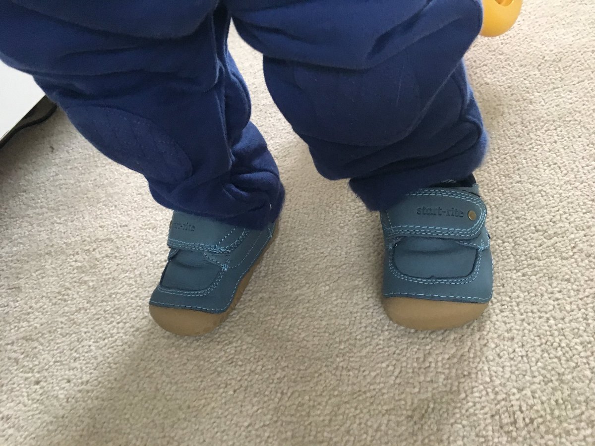 ThisismeCiaraD's tweet photo. Someone got his first pair of shoes today π #firstshoes #wheresthepausebutton https://t.co/tJeJSH55wM