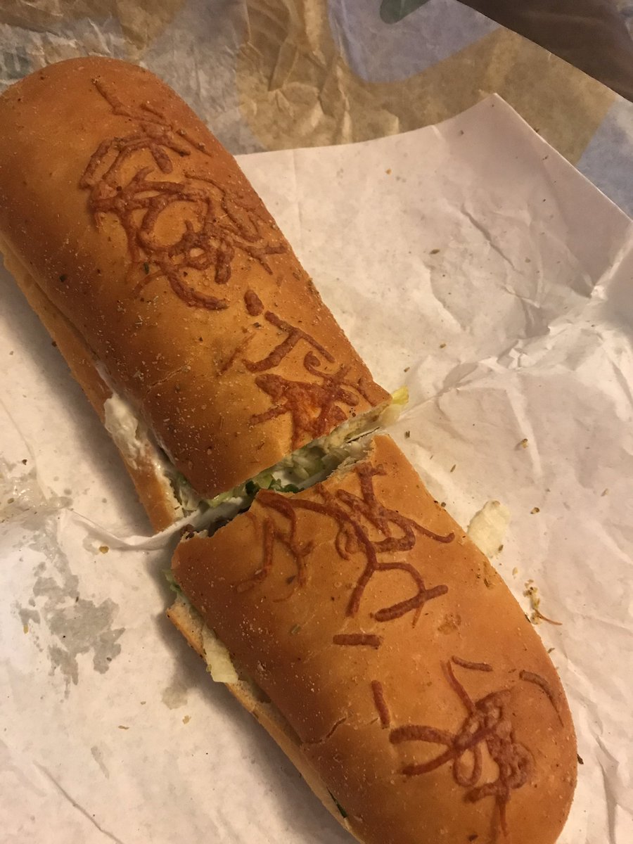 oldesttoe's tweet photo. Has anyone else noticed the decline of Italian Herb and Cheese as the premier #subway bread? #skimping #everydamntime https://t.co/BrgcSR8Avf