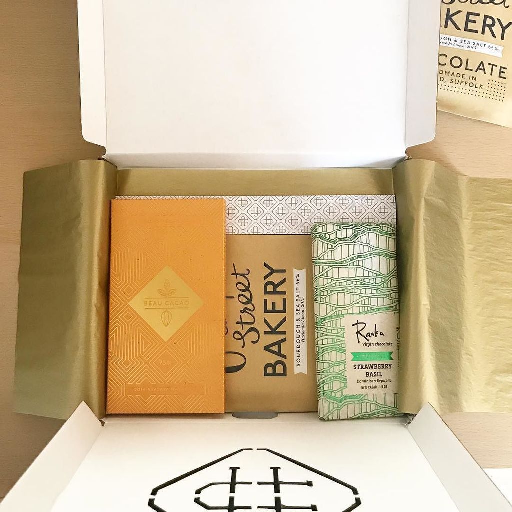 Het is weer een mooie doos vol :) Vandaag bestellen is vrijdag in huis! #cadeautip #kunstwerkjes #kunst #prachtig … ift.tt/2wXfk50