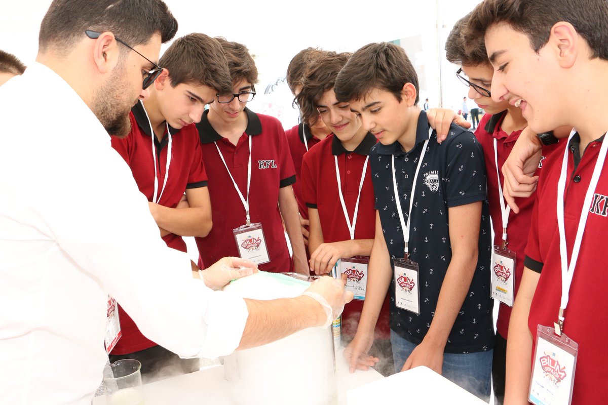 Birbirinden farklı ve eğlenceli etkinliklerin olduğu #karataybilimsenliginden kareler