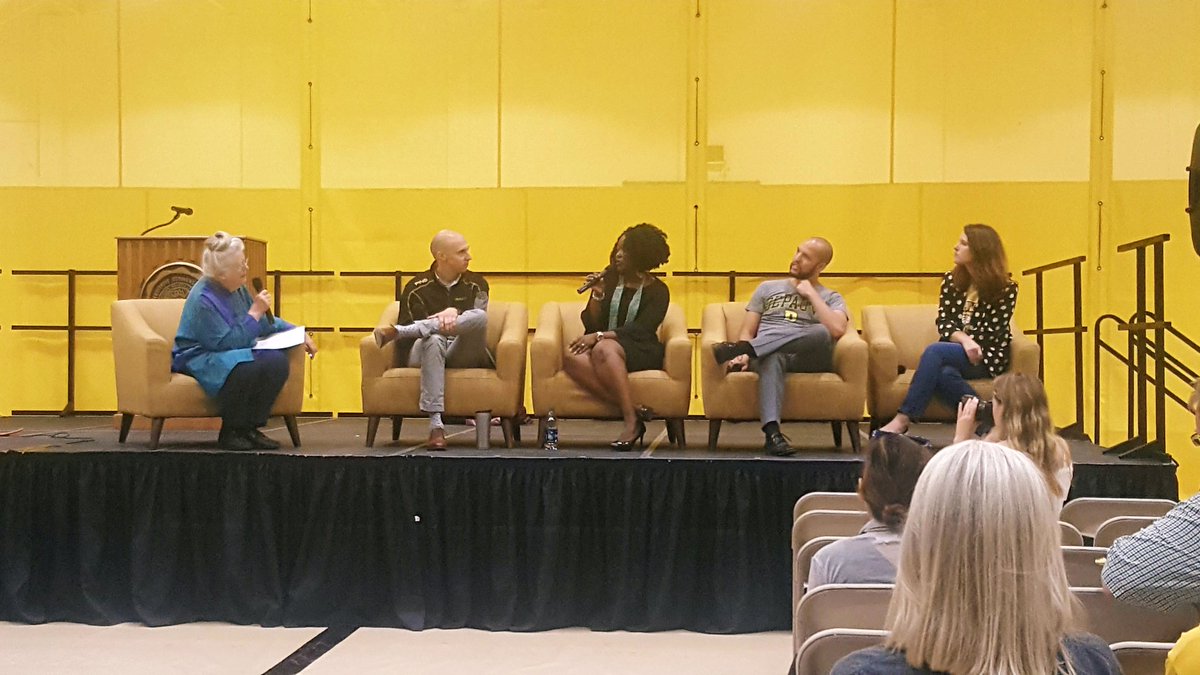 DePauw_Alumni's tweet image. #AlumniPanel #DePauwDialogue