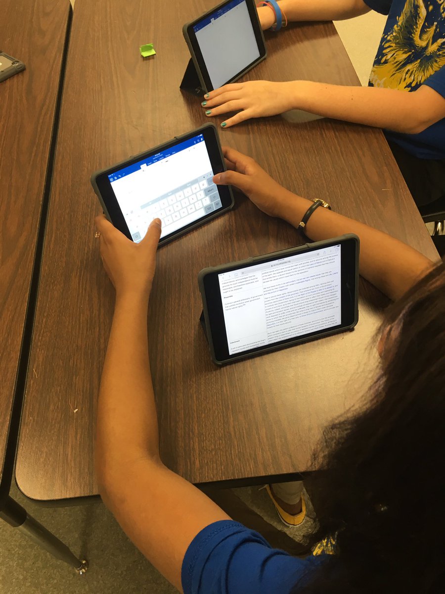 Jman263215's tweet photo. Collaborative learning happening during freedom week.  Writing our own Declaration of Independence #studentleadlearning #collaborativeed https://t.co/PRDwPrSl3k