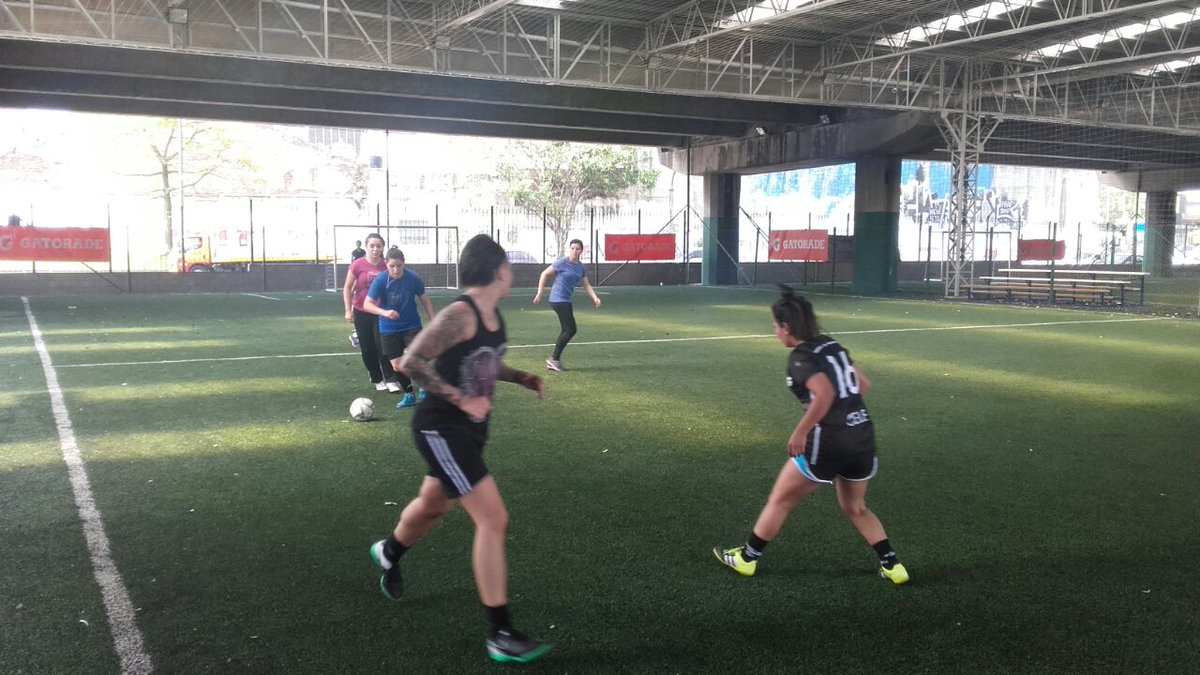 Compartimos algunas imágenes de lo que fue el primer entrenamiento del equipo de fútbol femenino de la <a href="/UMETeduar/">UMET</a>