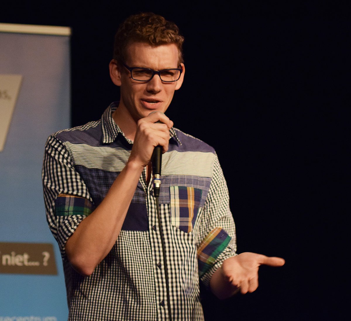 clipsua's tweet photo. Want to see a computational linguist win a science communication award? Vote our “Ben Verhoeven” at page bottom: https://t.co/Gruf1hGsgq https://t.co/kxmp3hKOY4