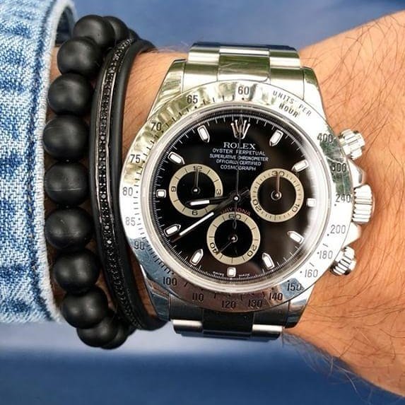 MoeweHamburg's tweet photo. Happy customer with our bracelets
#bracelet #watchprotector #bangle #moewehamburg #newstore https://t.co/MTaqBENXMU