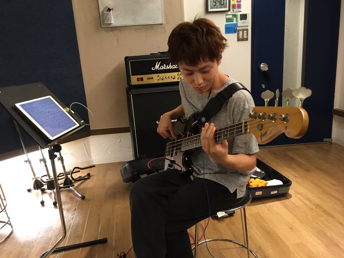 hiroshi901118's tweet photo. たくろうとレコーディング!
遠くまでありがとう。オトナモードのときより遥かに上手くなってた!ちゃんと波形に出てた。
またよろしく!
#secondrate #3rdAL https://t.co/f7E14NrOML