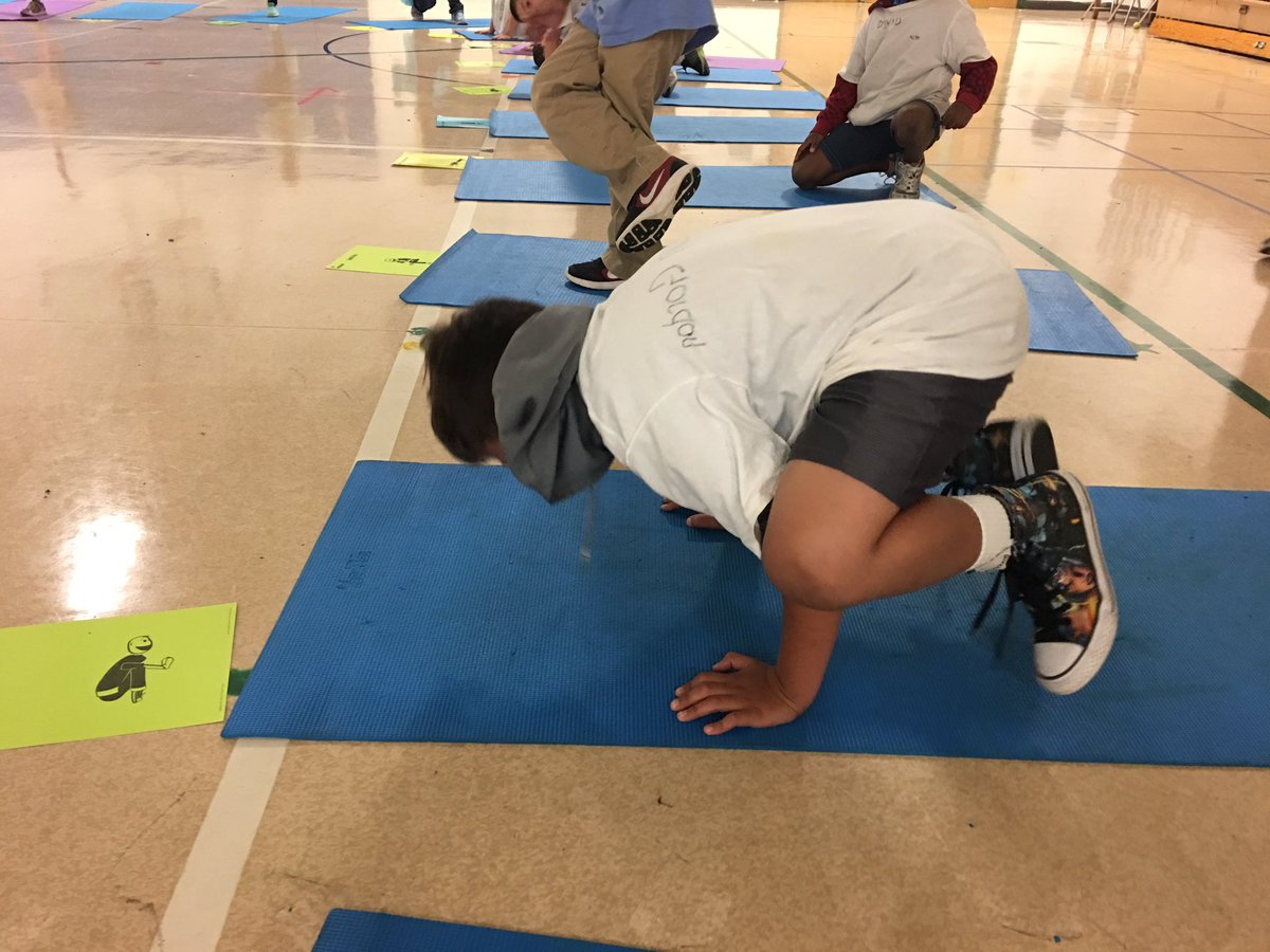 When yoga goes from face plant-to-AWESOME! 😂 #crowpose #westLOVE <a href="/ElemWest50/">🐾Woodland ELW🐾</a> <a href="/Woodland50News/">Woodland District 50</a> @ElemWest50PE