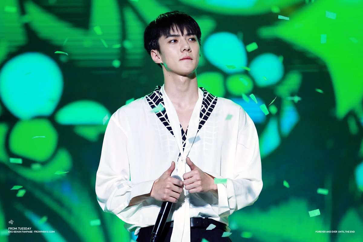 프롬튜스데이 ar Twitter: “170920 소리바다어워즈 세훈♥ 세훈... 어깨에 무슨 일이 일어나고 있나요...¿  https://t.co/5IN9ZnDde0 #EXO #SEHUN #세훈아사랑해… ”