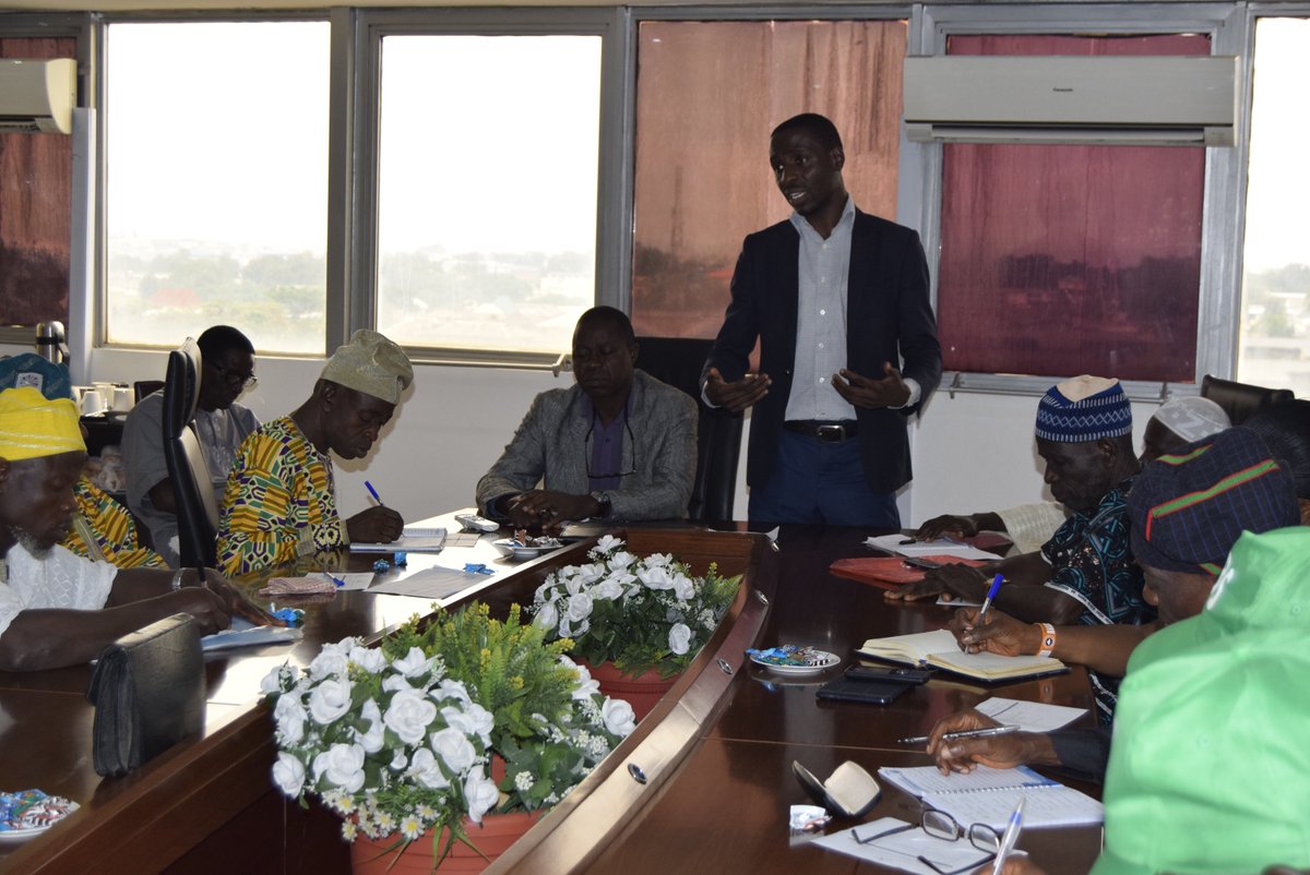 DAWNCommission's tweet image. DAWN/NIRSAL Meeting With Cocoa Cooperatives In The States Of Western Nigeria
dawncommission.org/newsPage.php?i…