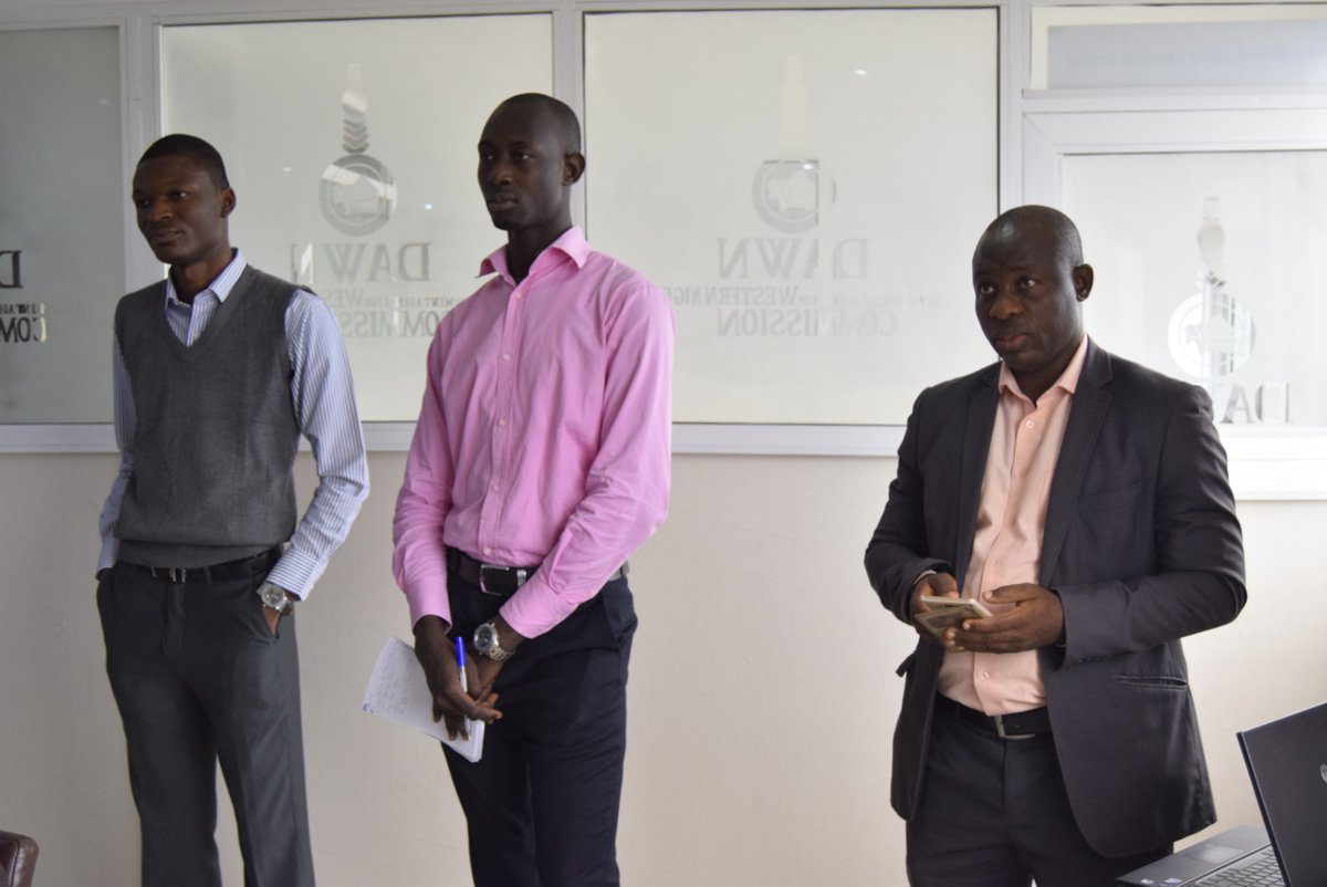 DAWNCommission's tweet image. DAWN/NIRSAL Meeting With Cocoa Cooperatives In The States Of Western Nigeria
dawncommission.org/newsPage.php?i…