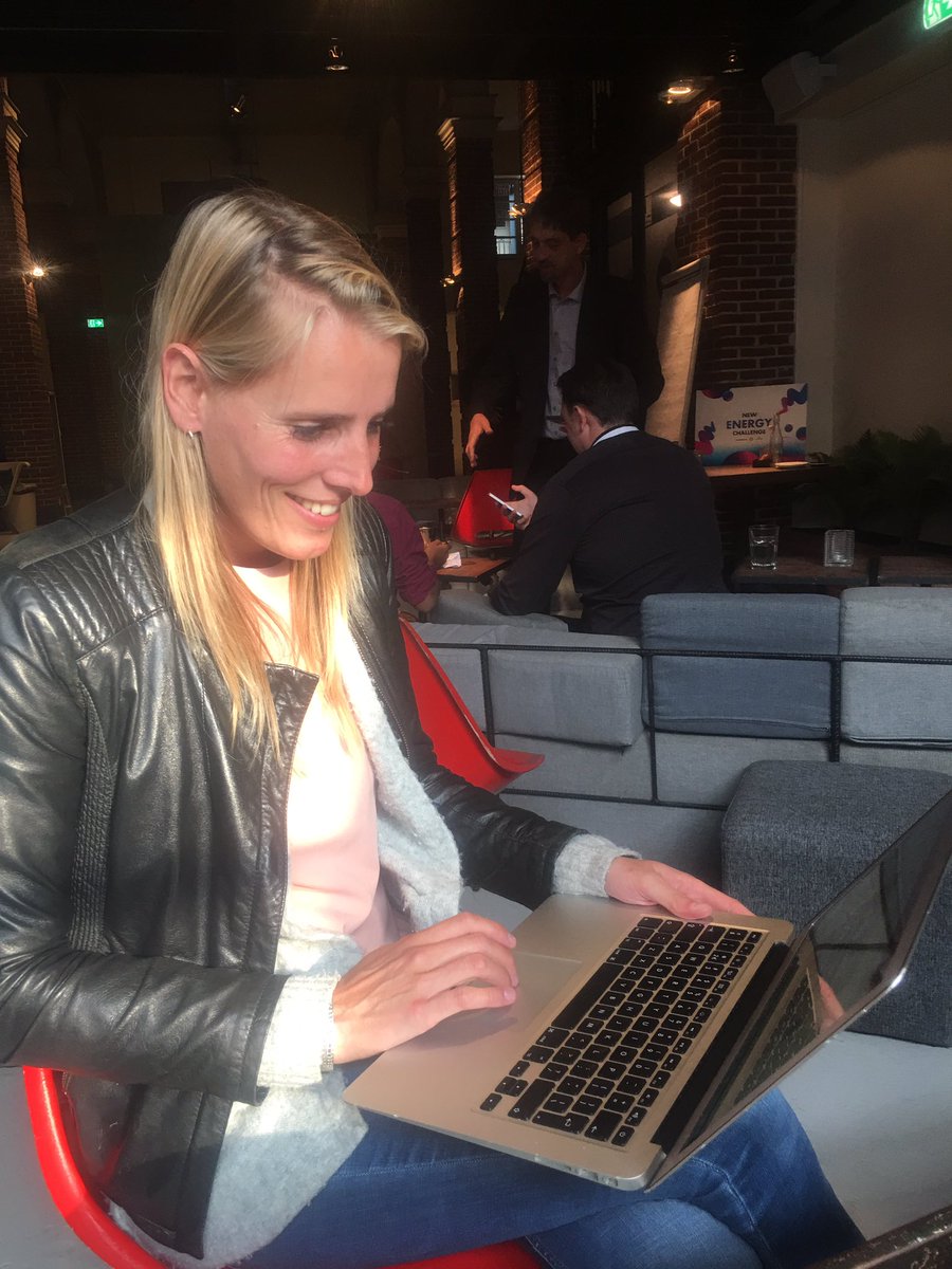 TweetReporter tweet media