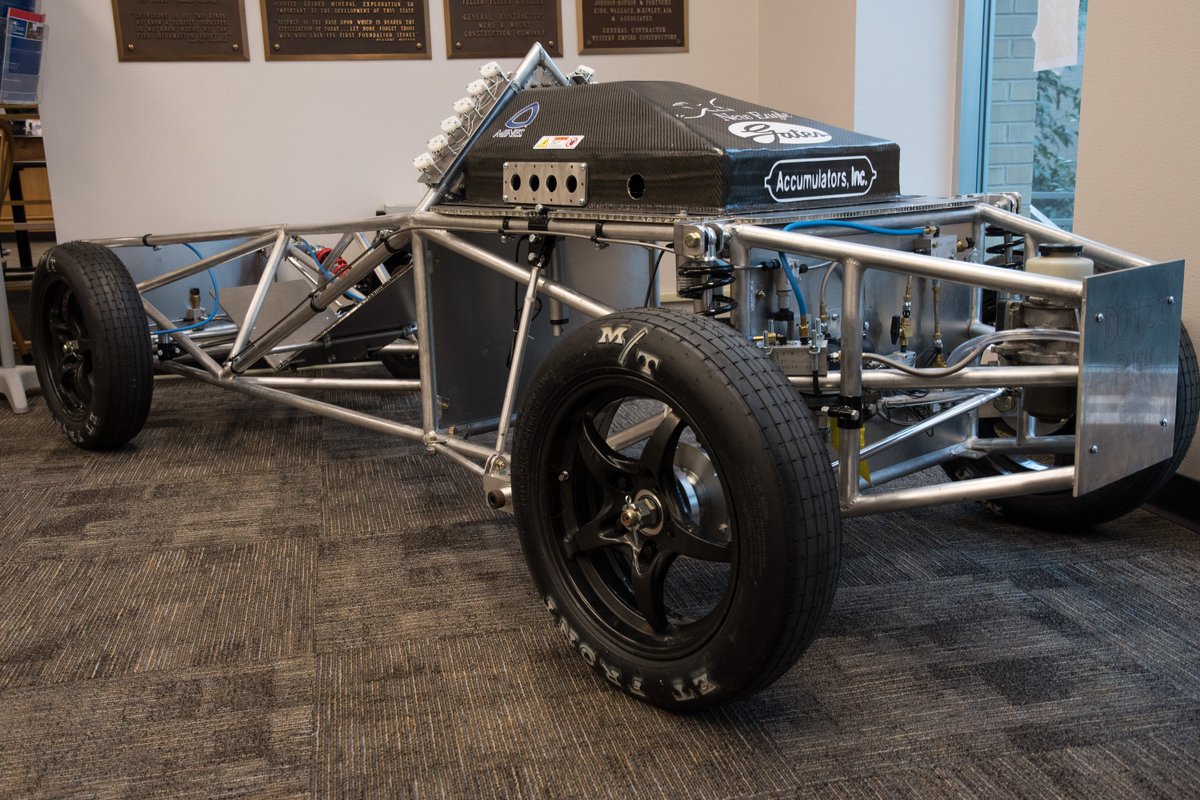 coschoolofmines's tweet image. Team #Diggerloop's @Hyperloop pod is on display in the @ArthurLakesLib! Our team will discuss their design experience on Oct. 2 at noon!