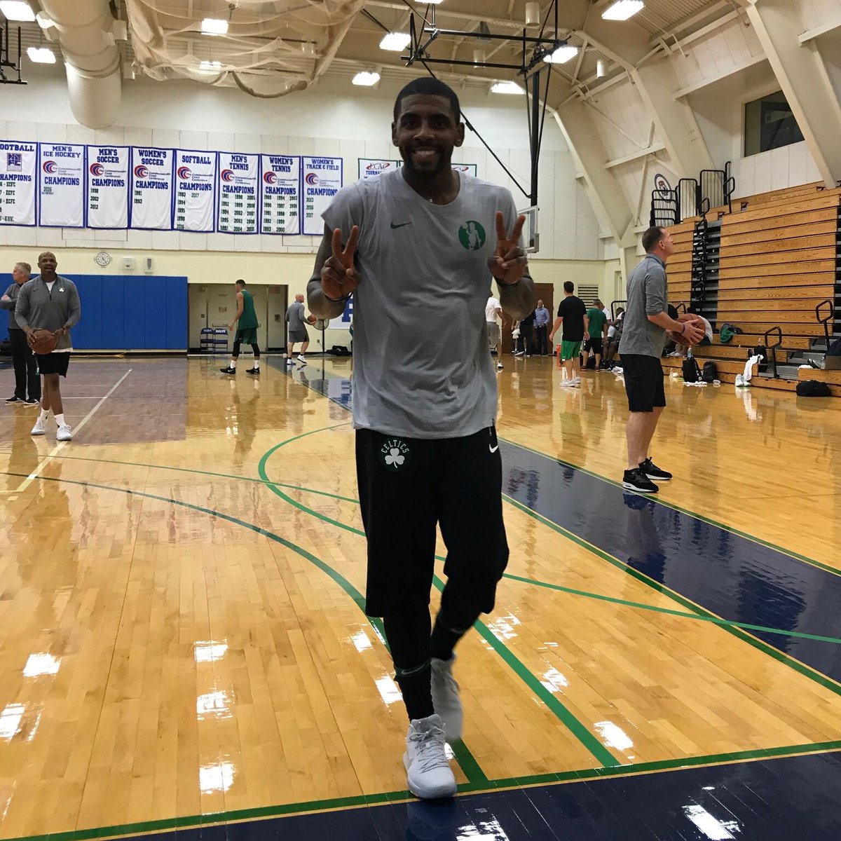 celtics's tweet photo. All smiles for day ✌️ https://t.co/2hd4qaDhpf