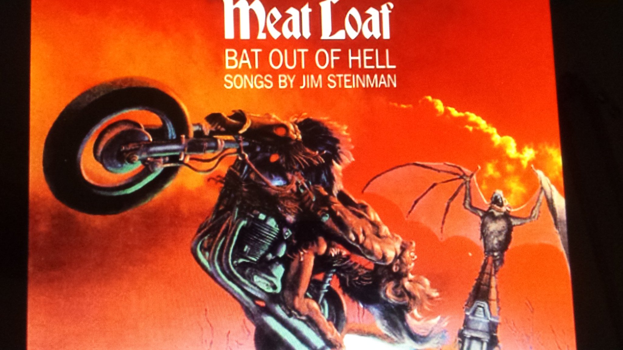HAPPY BIRTHDAY 
To    MEAT LOAF ----------
One of the greatest voices of
ROCK N\:ROLL HISTORY ! JBG 