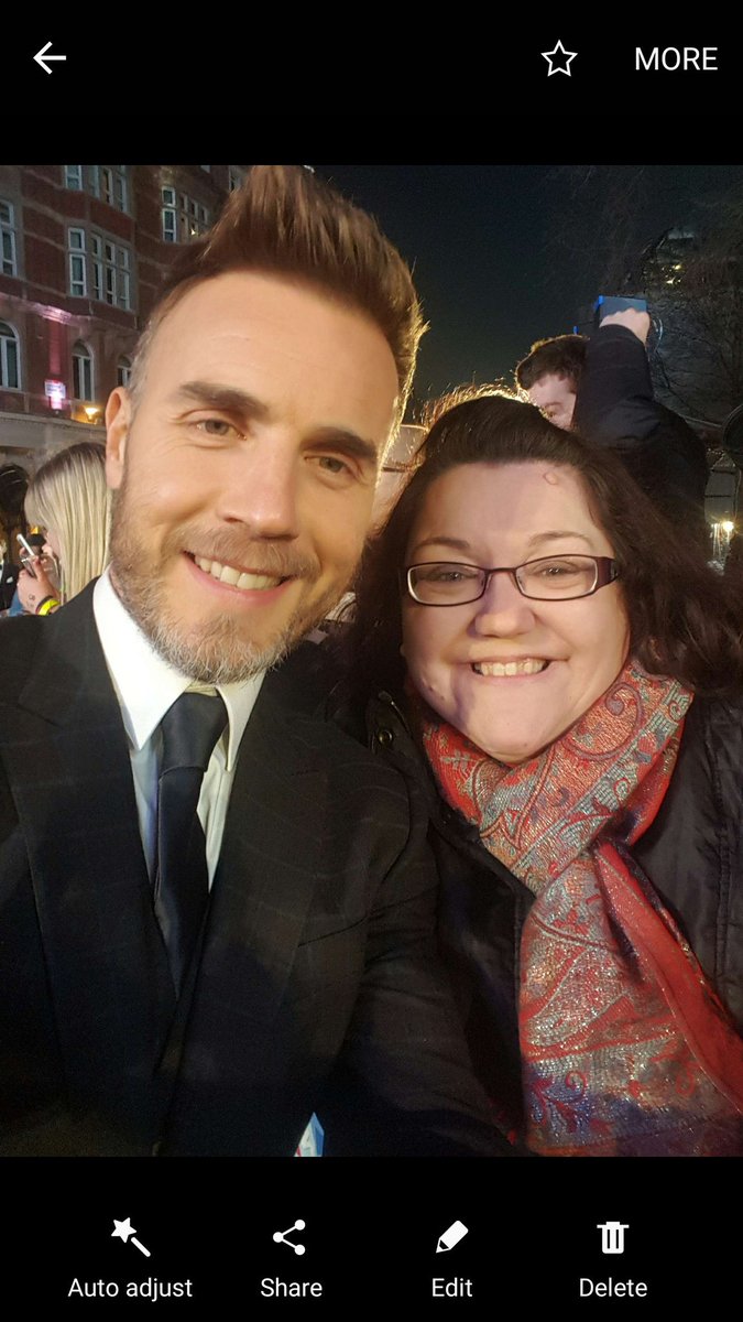 Dorislisa19's tweet image. #SAMEFACES love this pic 😙😙😙