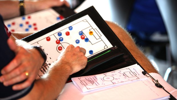BOOK NOW | We have limited spaces remaining on our Level 1 in Coaching Football course, which commences in Nov.

➡️ bit.ly/2xLFCLt