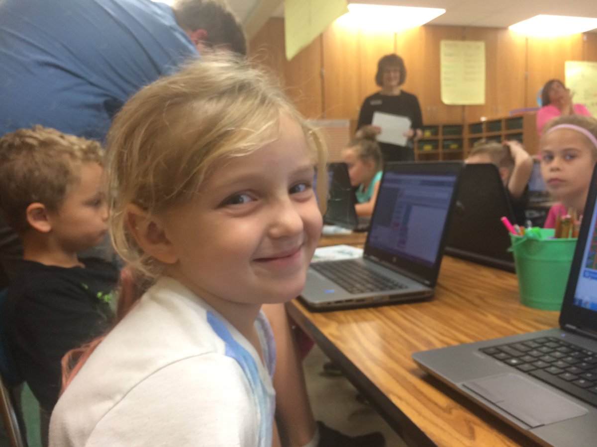 elevenfifty's tweet photo. #coding in the classroom at VanBuren Elementary in @BrownCountyIN! #CoolCodingWeek #STEM #LearnCode https://t.co/AdkoJZQRNv