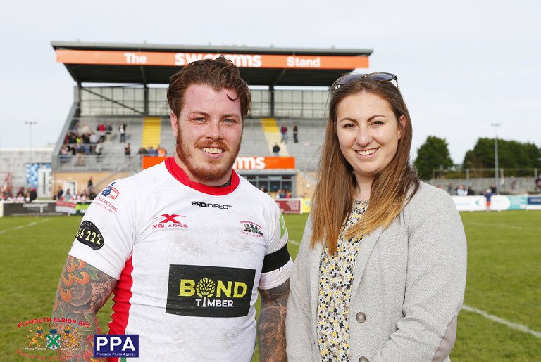 Albion_RFC's tweet photo. Big thanks to @BondTimber our match sponsor last weekend and main shirt sponsor. Here's Beth Aston with man of the match @DanMugford10 https://t.co/rUuoHPe9Pw