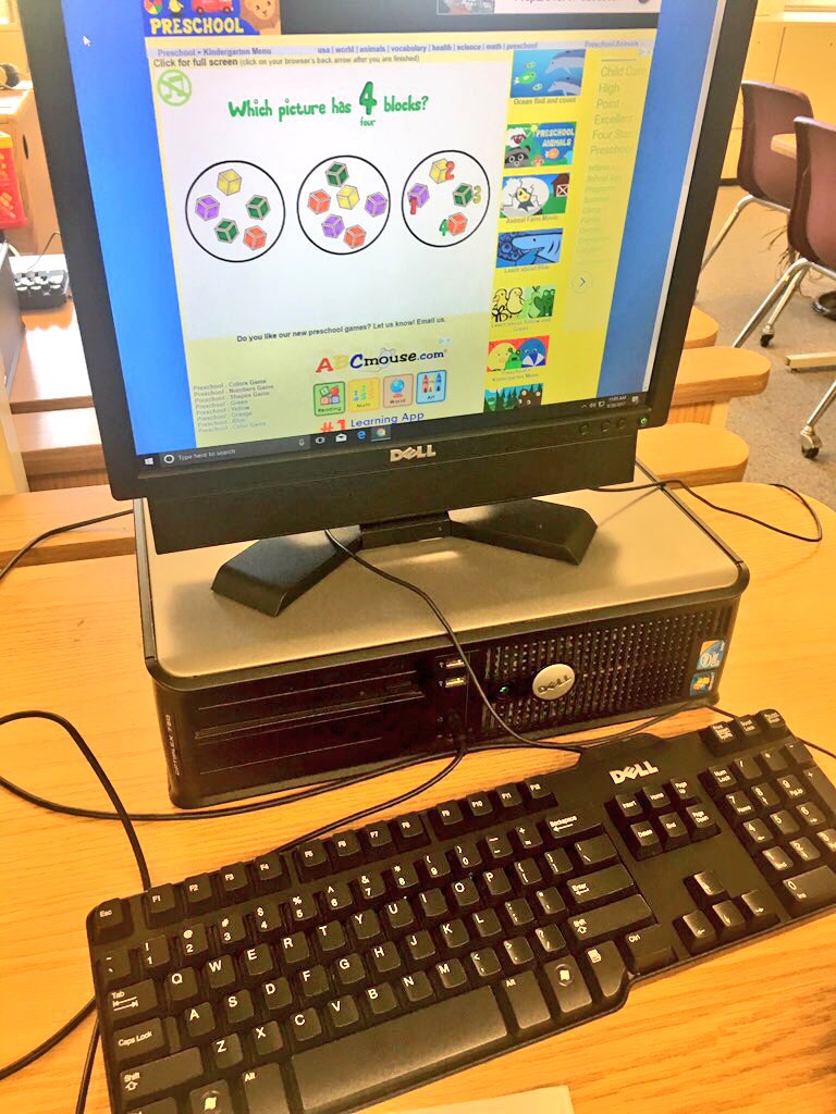 mrsttnix's tweet photo. Technology enhances teaching and learning! #iteachkidstech 👩🏾‍💻#CountingHowMany #NamingShapes #FairviewStrong https://t.co/GYLJaXmSdM