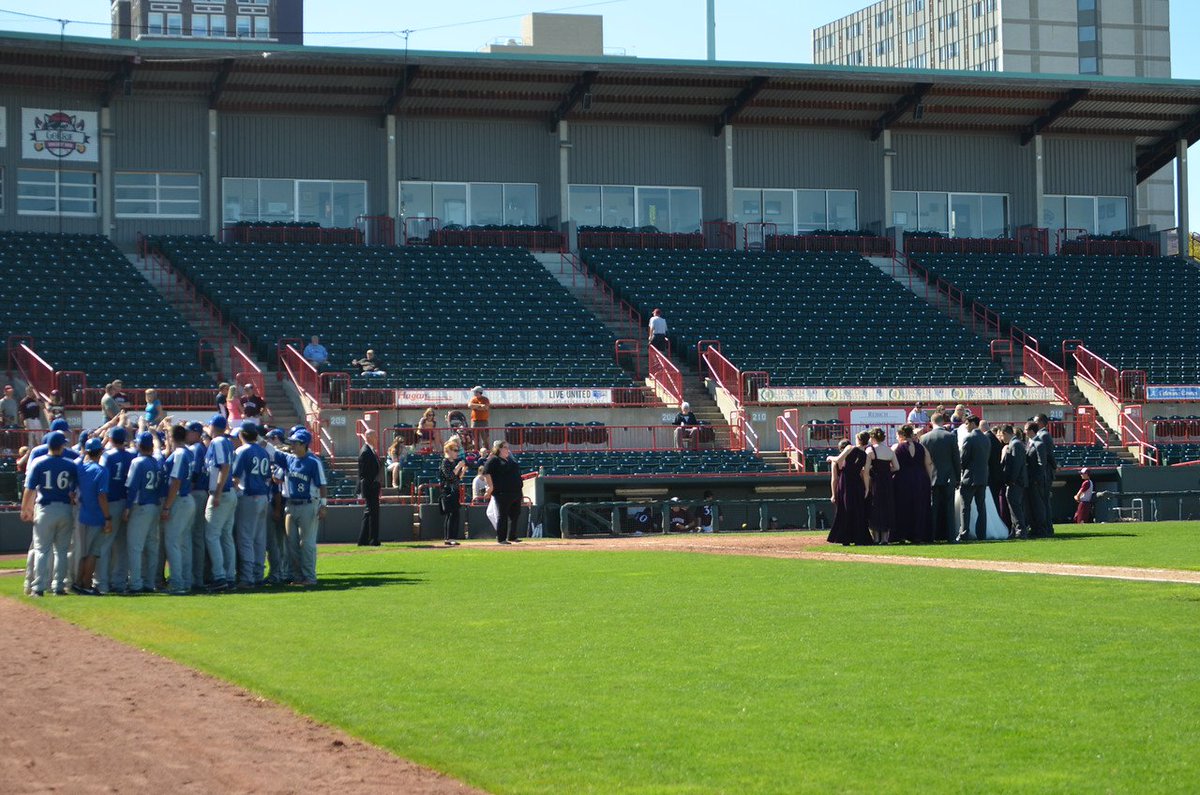 FredSt_Baseball's tweet photo. Gametime Saturday in Erie vs @GannonBaseball is set for Noon! AA ballpark in downtown Erie. #greatdayforawedding https://t.co/vCbQA3jPhz