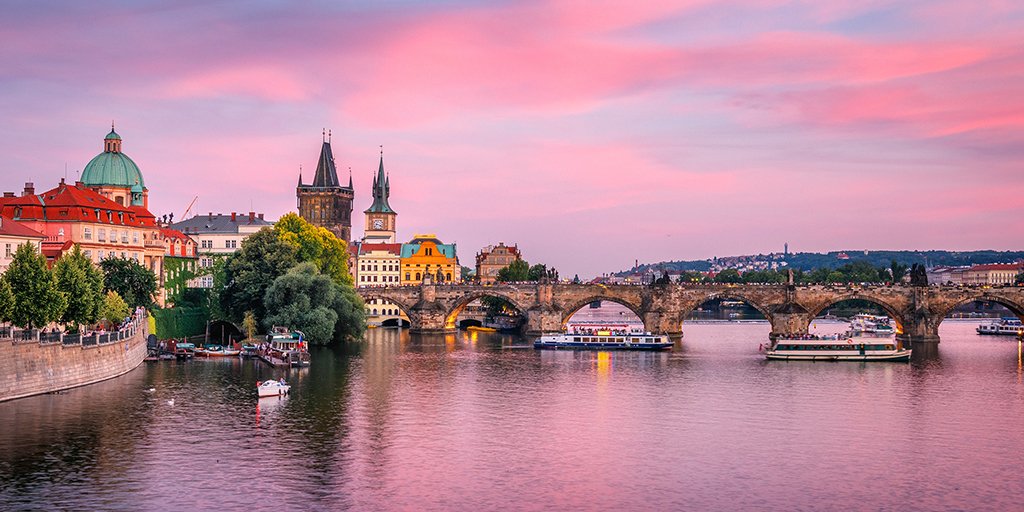 STI_travel's tweet image. Join us today @ 3pmET/12pmPT for #CSRChat on #WorldTourismDay, featuring us + @gadventures @PlaneterraCares @NatGeoTravel &amp;amp; @LeonKaye