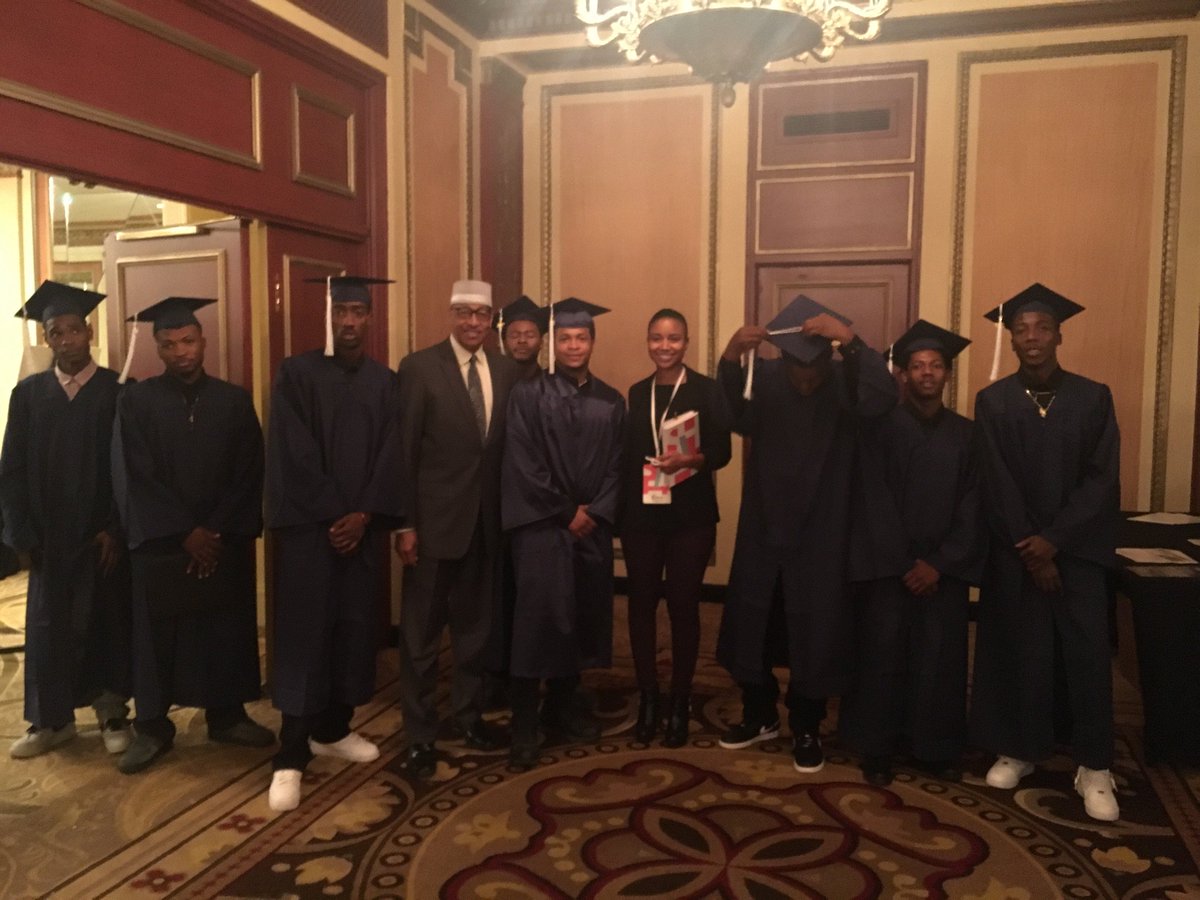 Globalminded On Twitter Chicago Cred Graduation Penn