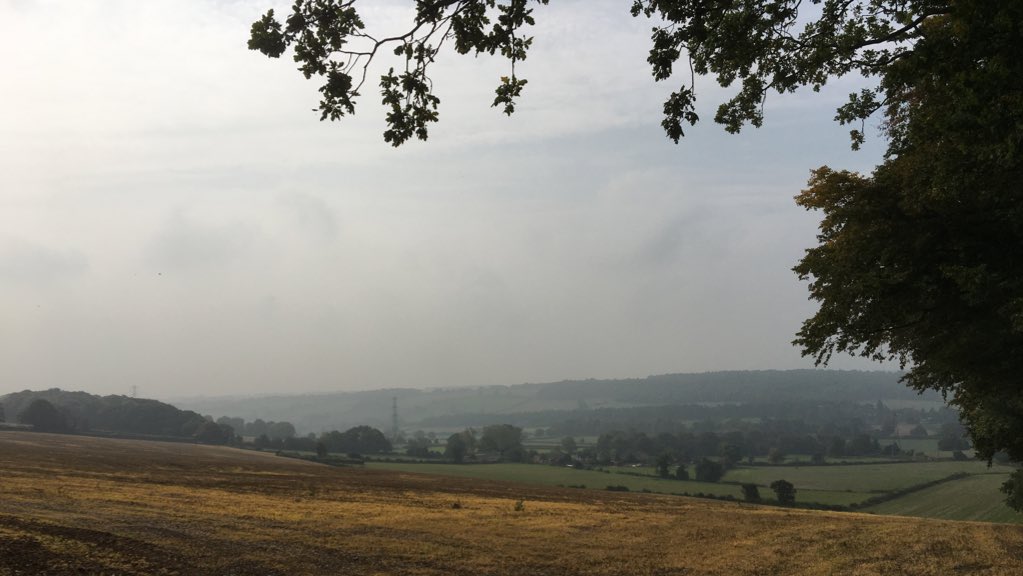 WilderScapes's tweet photo. Landscape network in lovely @ChilternsAONB but mindful of missing/degraded landscape features #shiftingbaselinesyndrome #structuraldiversity https://t.co/9RjCcpZ4Gx