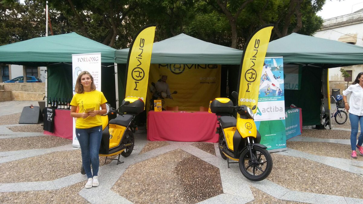 RadioPuerto's tweet photo. #enDIRECTO | Muestra de Turismo Sostenible en Plaza del Castillo https://t.co/wlcppIb30D