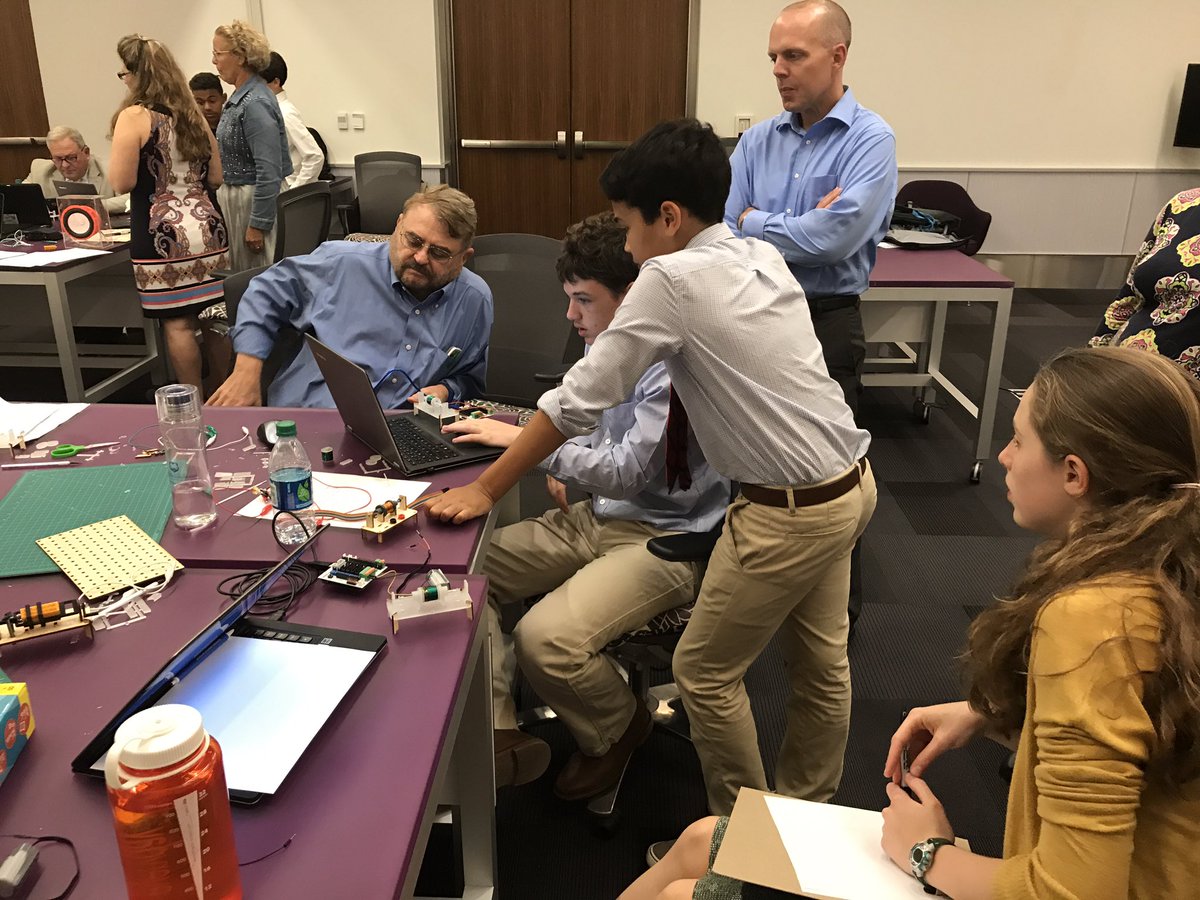 Buford Engineering (@bufordengineers) on Twitter photo <a href="/bufordengineers/">Buford Engineering</a> students presenting at <a href="/smithsonian/">Smithsonian</a> institution as part of #i3 grant advisory board meeting <a href="/bufordengineers/">Buford Engineering</a> students presenting at <a href="/smithsonian/">Smithsonian</a> institution as part of #i3 grant advisory board meeting