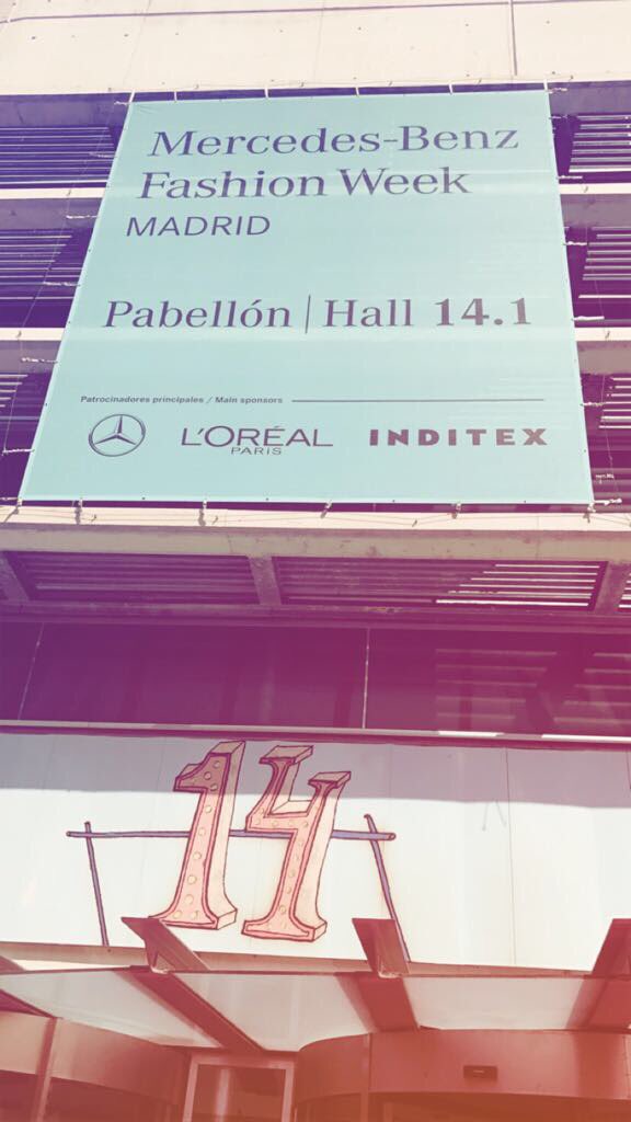 DavidArcas's tweet photo. Ventajas de estar en #Madrid. La semana pasada estuve en #MBFWMadrid. https://t.co/5twzhl9AVe