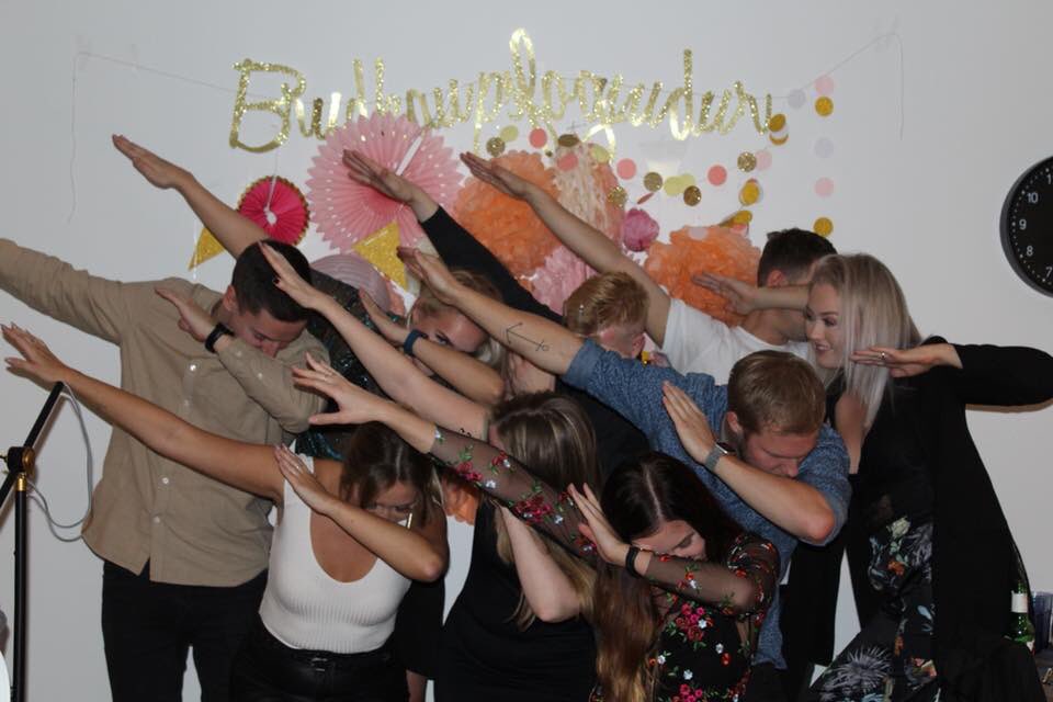 Þegar þú ert eina í hópnum sem kannt ekki að dabba