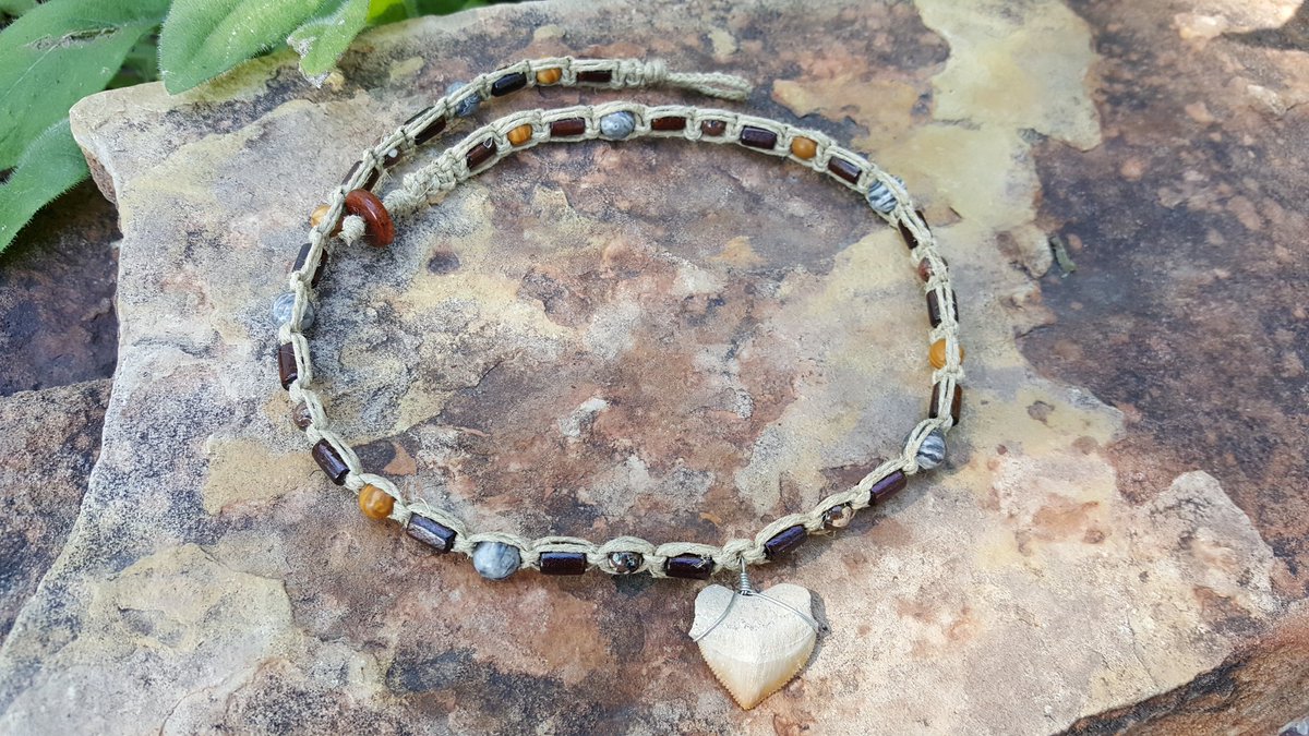 dwhalen79's tweet photo. Check out this item in my Etsy shop https://t.co/tSF3gH0aQ4 #menshemp #sharktooth #hempnecklace #surfer #guys #men #etsy https://t.co/DvaBcYOfVb