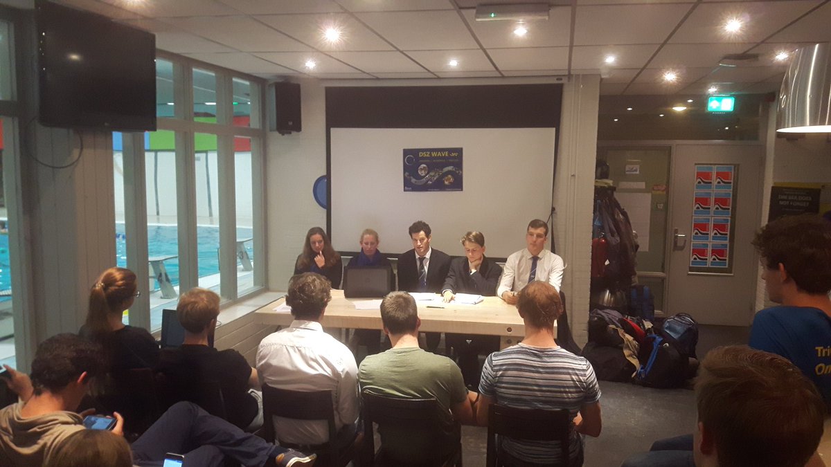 Wissel-AV in volle gang a.k.a. de laatste momenten van WAVE-bestuur 27