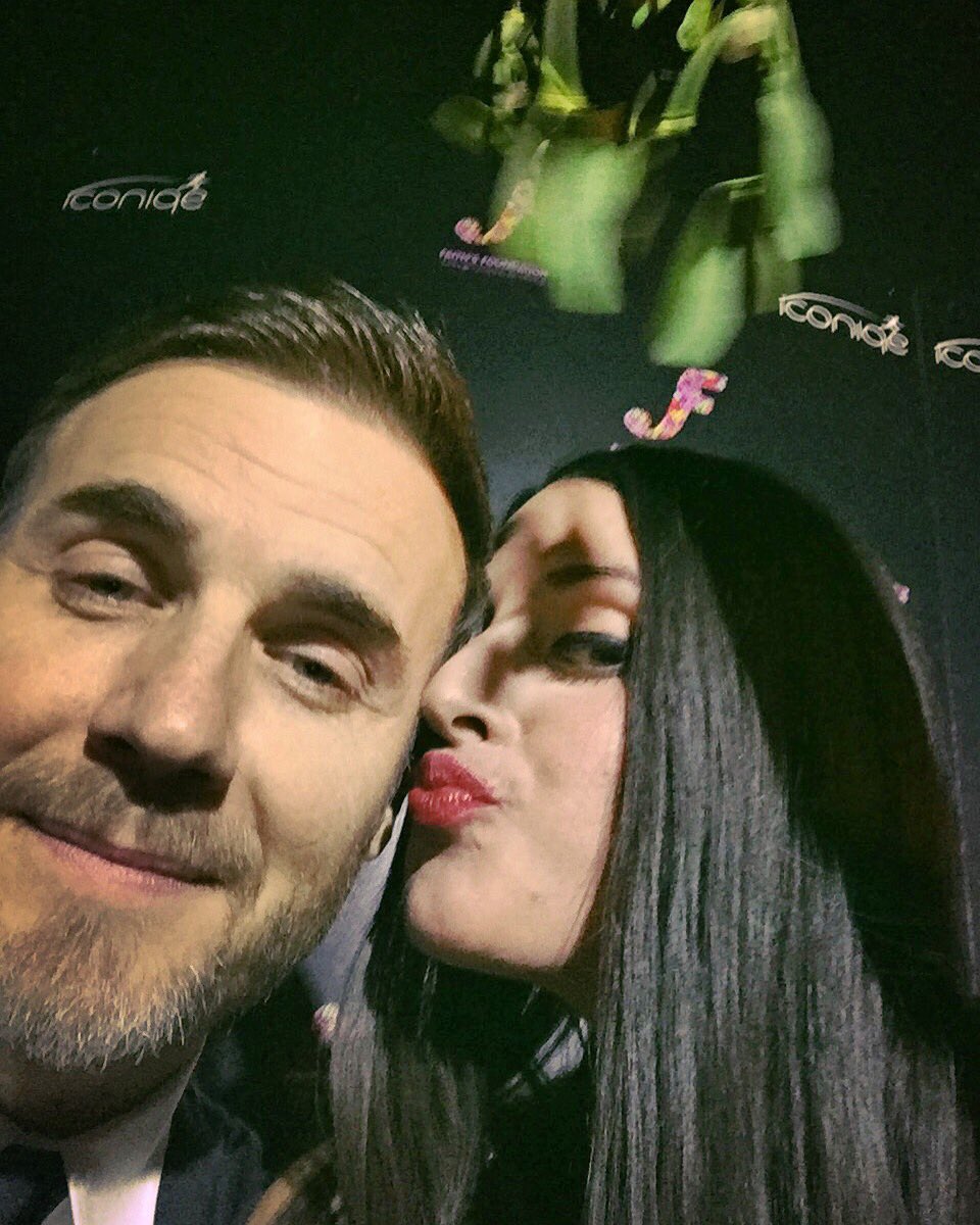 natashamelissa_'s tweet image. Cheeky’s gotta do what Cheeky’s gotta do. #SAMEFACES