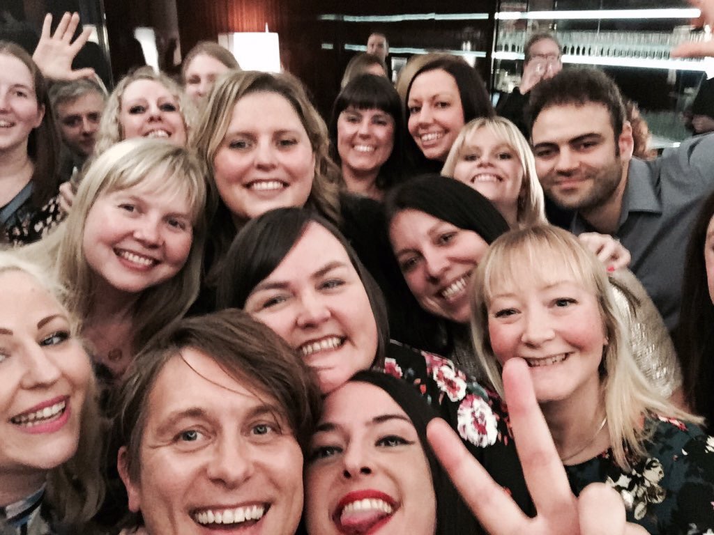 WelshLindaCook's tweet image. #SAMEFACES Love these pics #friends 😍❤️❤️❤️