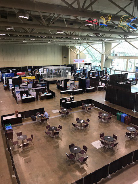 AlexRPopoff's tweet photo. Great to see the incredible innovation in the #drone industry @BigDroneShow today #letstalkdrones #bigdroneshow #drones #dronesafety #wvllp https://t.co/AgZspoZyss