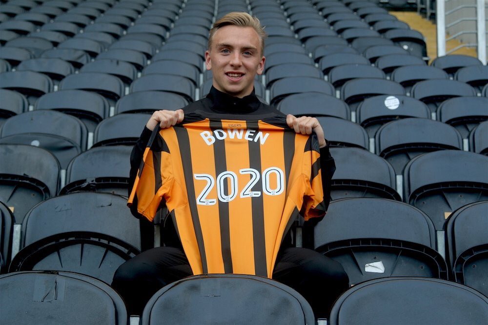 Great to see Jarrod Bowen signing a new contract! 🔶⬛️ #hcafc