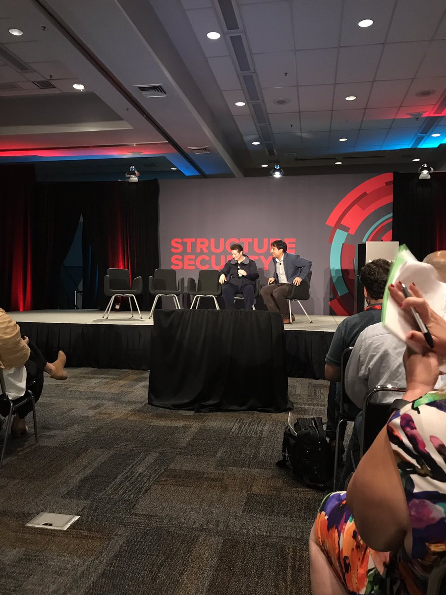 BaiyinVC's tweet photo. At #StructureSecurity Cisco: maybe we should have tolerance levels in infosec. Focus away from prevention toward mitigate. https://t.co/hHsR2pbb8A