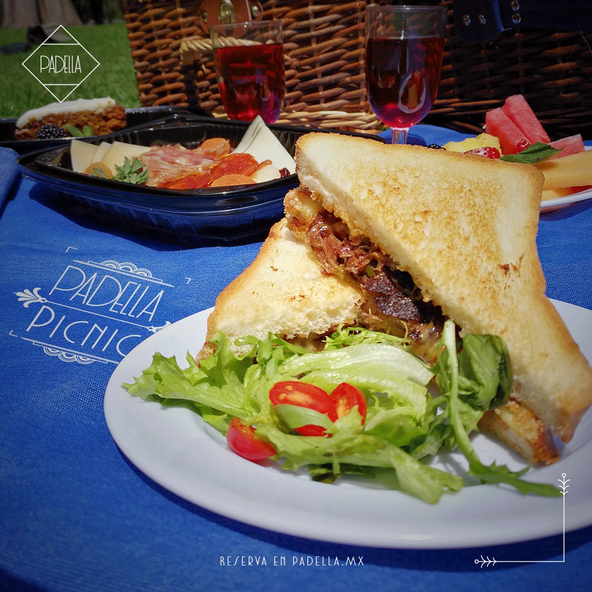 Rompe la rutina, vive un fin de semana diferente.  Conoce nuestras canastas de Picnic en: padella.mx/padella-picnic/