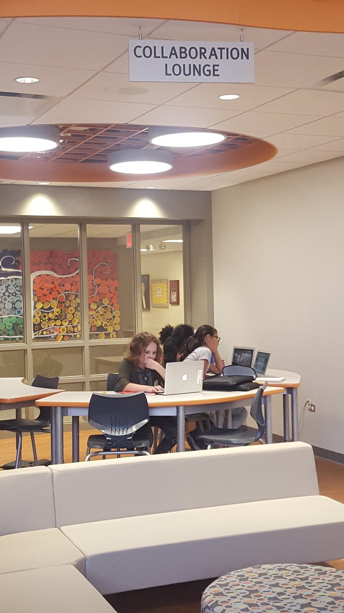 ElsieJohnsonIC's tweet image. 5th Ss hard at work in the IC again! #ExplorersWeek #ProblemBasedLearning  @isacsoj @MrsRestis @ccsd93 @EJPrincipalD93