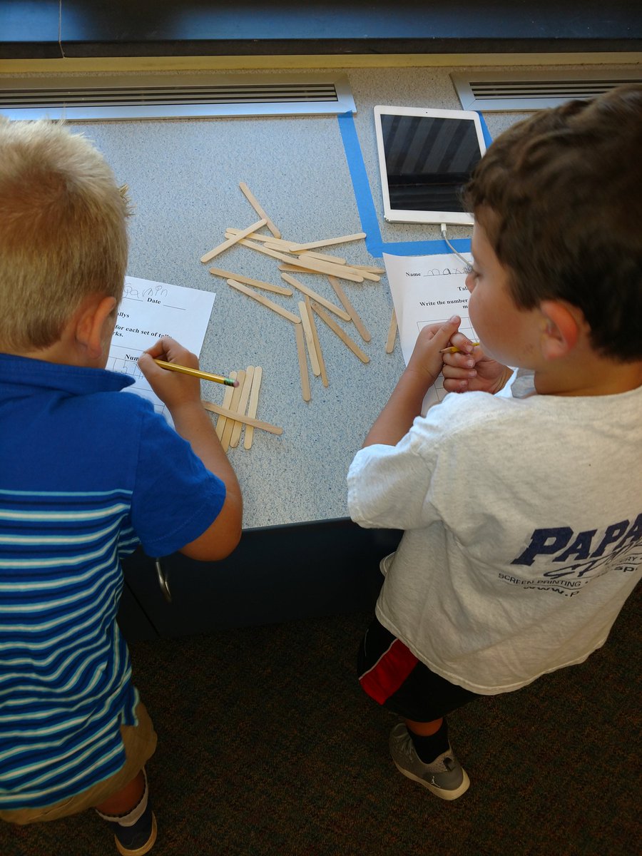 LightaulMrs's tweet image. Tally mark fun! #mathwithsomeone