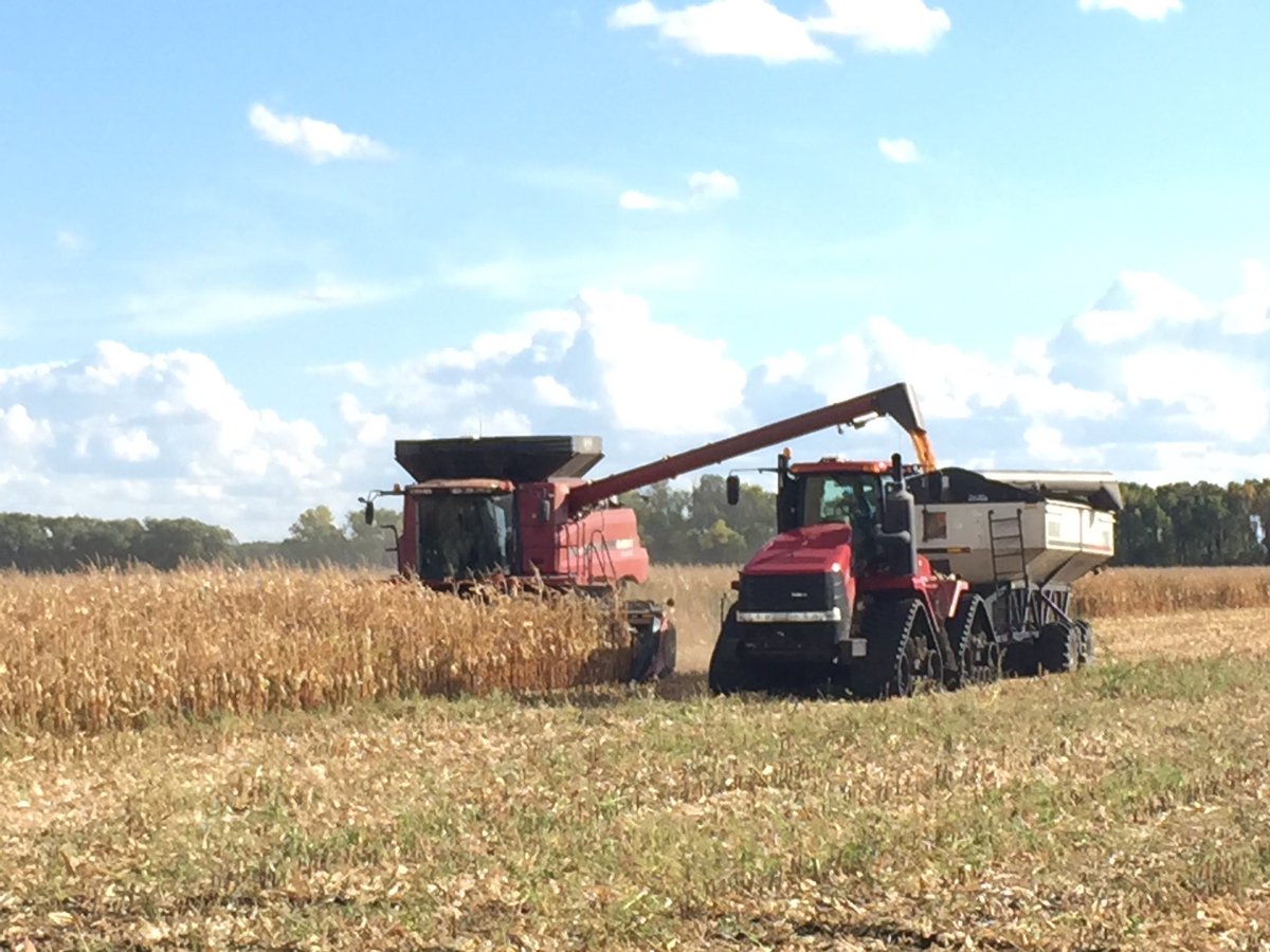 P7202AM coming off north of Carman!