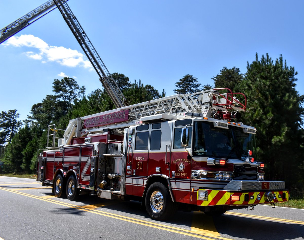 ffshifflett's tweet photo. Truck 51. Sandy Springs Ga #fire #gafire #sandyspringsfire @FireApparatus1 @GSFA1 https://t.co/sn3uiHijle