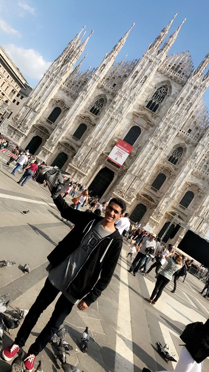 ALRKNII's tweet image. Hi #Essfam 
#milano