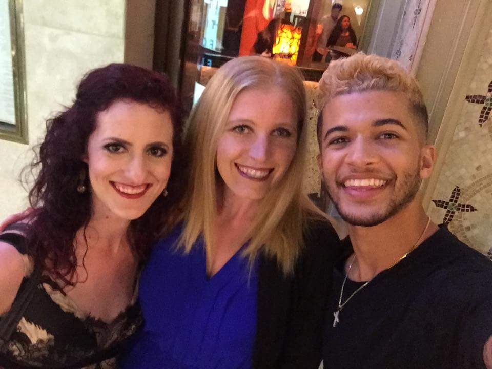 RealCalCheese's tweet photo. @Jordan_Fisher Thank you so much for stopping to take a pic with us! You are a sweetheart❤ God bless you! I like your necklace 😉 https://t.co/rtlkzlvE6z