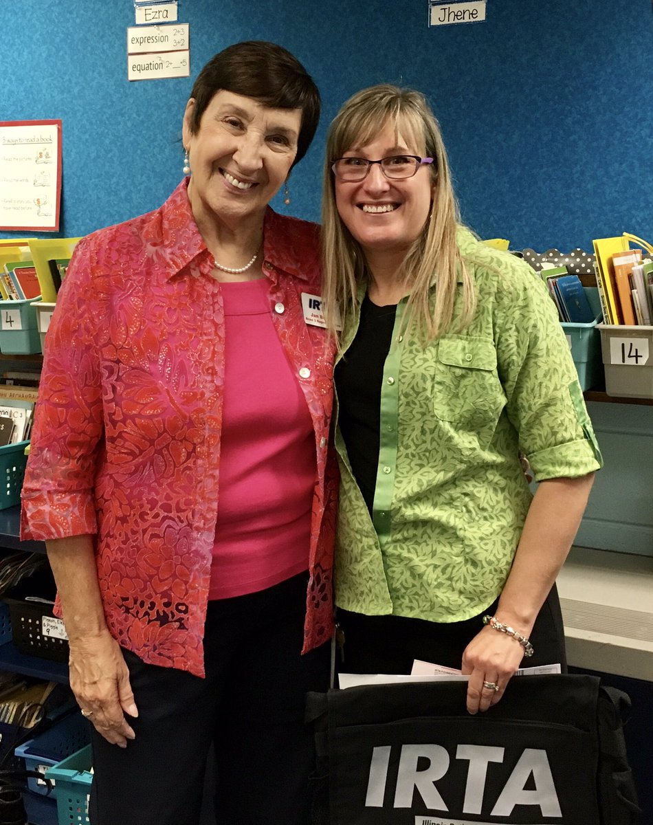 amy_auchter's tweet photo. A huge thank you to the Illinois Retired Teachers Assoc. for a grant to grow our flexible learning environment! #IRTA #WeAre44 #BFbluejays https://t.co/3h77OPWxTw