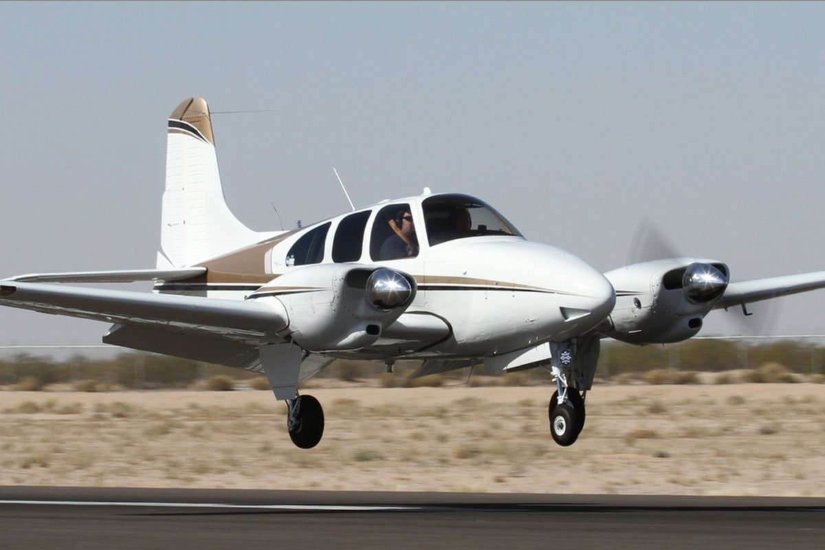 emptyjets tweet picture