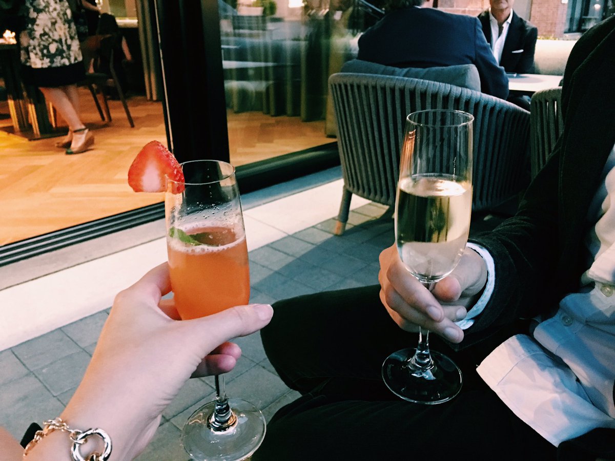 Cheers! <a href="/hexagonoakville/">Hexagon Restaurant</a> #Oakville